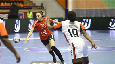 سيدات يد الأهلي يواجه الجمعية الرياضية التونسي.. اليوم