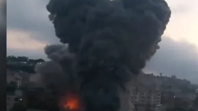 الجيش الإسرائيلي يقصف مبنى جنوبي لبنان