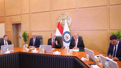 وزير البترول يؤكد اهتمام الوزارة بالاستثمار في العنصر البشري بالتعدين