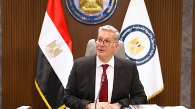 بدوي: تصنيع الفوسفات محليا بدلاً من تصديره خاما لتعظيم القيمة المضافة