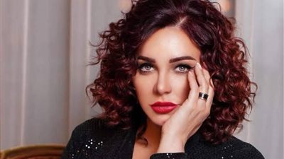 سلاف فواخرجي تكشف محاولة سرقة واختراق حسابها على موقع اكس -تويتر