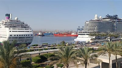 ميناء الاسكندرية يستقبل السفينتين السياحيتين نيرويجين فيفا واميني