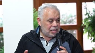 أشرف زكي: مشيرة إسماعيل فنانة منغلقة لا تفتعل الأزمات