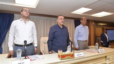 في اجتماع التنفيذي محافظ أسيوط يطلق توجيهات عاجلة لتحسين الخدمات