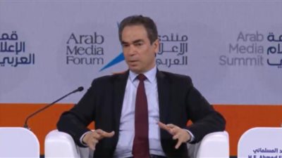المسلماني في منتدي دبي: ثقافة الترند مصدر تهديد للأمن القومي