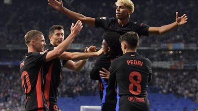 برشلونة يستحوذ على التشكيلة المثالية للدوري الإسباني 24 / 25