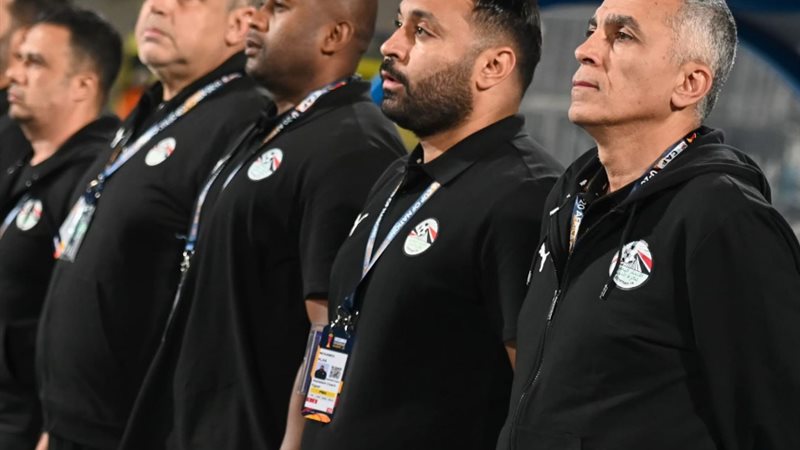 الجهاز الفني لـ منتخب
