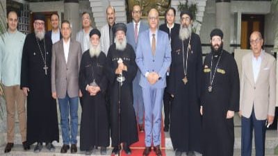 محافظ القليوبية يستقبل وفد مطرانية بنها لتهنئته بعيد الأضحى