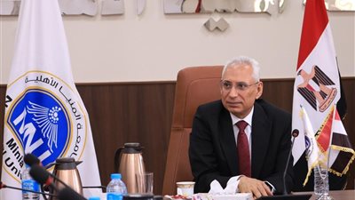 د. فرحات يعلن: استكمال وافتتاح 30 معملاً بجامعة المنيا الأهلية