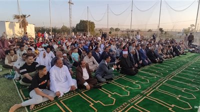 الوادي الجديد تحتفل بالعيد.. 620 مسجدًا وساحة تستقبل آلاف المصلين