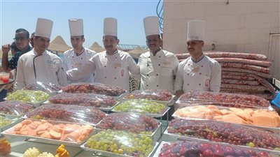 مهرجان العنب علي شواطئ الغردقة احتفالا بثالث أيام عيد الأضحى