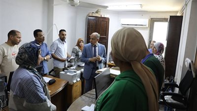 محافظ المنيا يقوم بجولات لمتابعة ملف التقنين اراضى أملاك الدولة