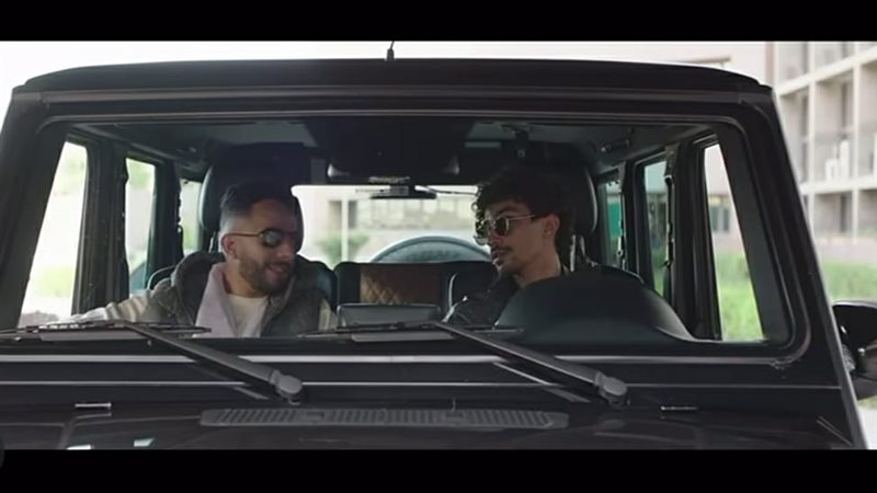 كريم عبد العزيز وعصام