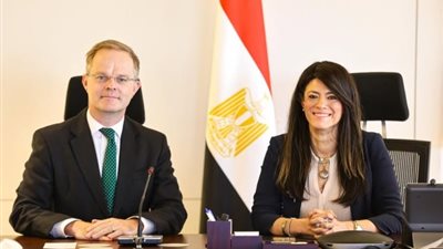 المشاط تبحث مع سفير المملكة المتحدة مستجات التعاون في التحول الأخ