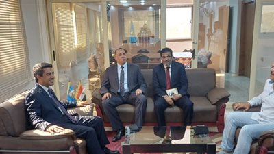عبد الحميد علام نقيب محامين مصر يفتتح فرع للنقابة بمدينة الحمام