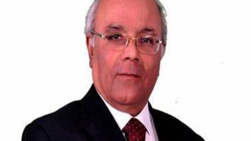 الدكتور محمد عطية