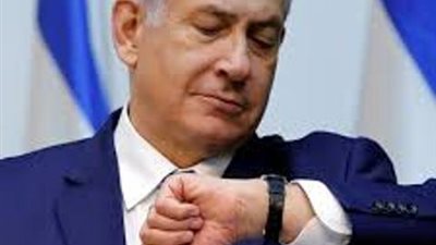 نتنياهو يُلوِّح باغتيال المرشد الإيراني