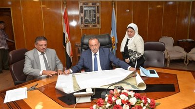 محافظ أسيوط يعلن اعتماد الحدود الإدارية الجديدة للمحافظة