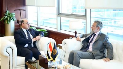 الرقابة المالية تستعرض فرص الشراكة مع إيطاليا في القطاع غير المصرفي