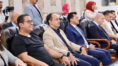 صبحى و عثمان يشهدان الاحتفال باليوم العالمي لمكافحة المخدرات