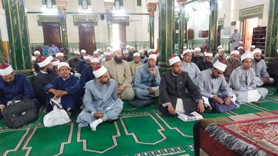اعلام اسبوط ينظم ندوة بمسجد ناصر حول تعزيز قيم الولاء والانتماء