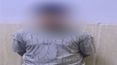 ضبط طالب تعدى على زميله وأصابه بجروح قطعية بسبب لعب الكرة