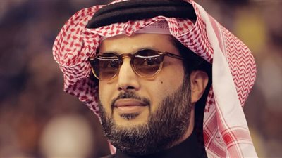 تركي آل الشيخ يُشعل مواقع التواصل الاجتماعي بتعليق مثير بعد فوزالهلال