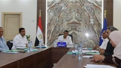 محافظ السويس يترأس لجنة القيادات لإختيار وظيفة مدير التعليم العام
