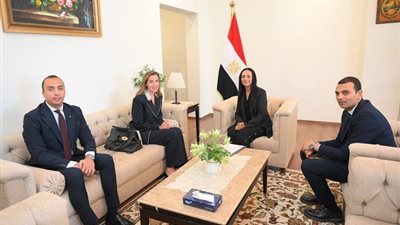 تعليم المنيا يبحث الدمج التعليمي لذوي الهمم