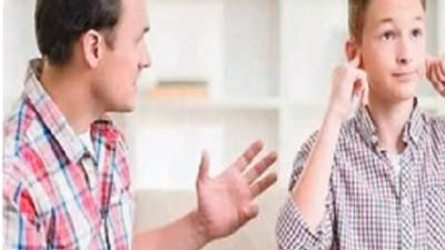 الولد كبر وبيعترض علي كلامي وشايف نفسه راجل !!