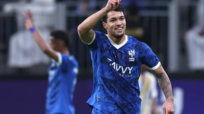 الهلال السعودي يضرب دفاعات فلومينينسي بـ ليوناردو و مالكوم