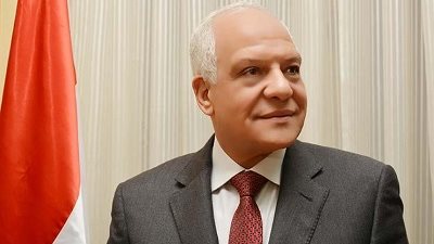 محافظ الجيزة :تكريم أبناء الشهداء فى مدارس الجيزة