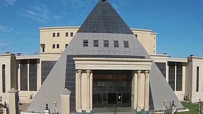 خبراء العالم يجتمعون بجامعة هليوبوليس لتقديم حلول لتوسيع نطاق الزراعة العضوية