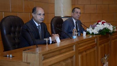 وزير الطيران: خطة الطيران المستقبلية تعتمد على تطوير جميع المطارات