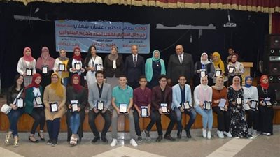 رئيس جامعة الزقازيق يناشد الطلاب الجدد اجراء تحليل فيروس سي