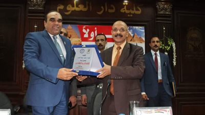بالصور .د عبد الراضى .. إعداد مائة قائد بأسد القضاء المصري