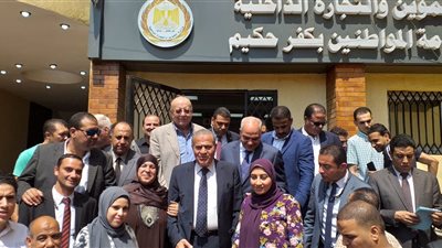 وزير التموين يفتتح مكتبا لخدمة المواطنين في كفر حكيم بكرداسة | بالصور
