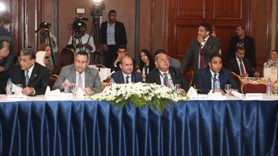 3 وزراء و400 رجال وسيدة اعمال يشاركون في مؤتمر مستقبل الاستثمار في مصر