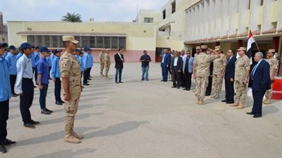 رئيس قوات الدفاع الشعبي يتفقد المدرسة الصناعية العسكرية بالإسماعيلية..صور