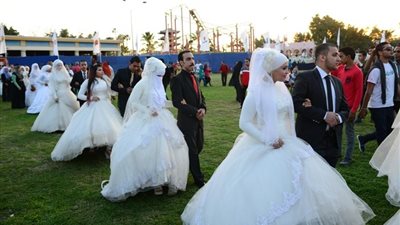 محافظ سوهاج يشهد زفاف جماعي لـ 50 عريس وعروسة