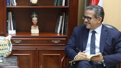 وزير الآثار يستقبل سفير المانيا بمصر فور تقلده مهام منصبه لتأثيث المتحف الآتوني بالمنيا