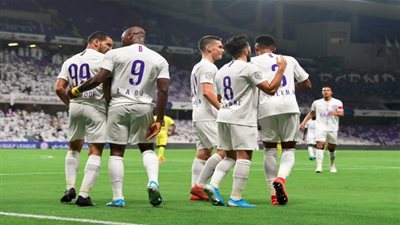 الدورى الإماراتى.. العين يتغلب على الوصل بثلاثية