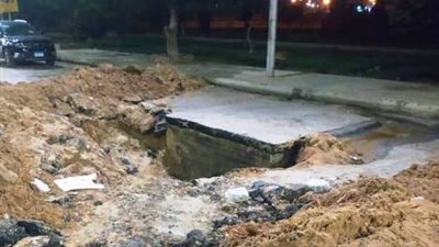 نواتج الحفر تعرض أهالى مدينة الصالحية الجديدة للخطر والجهاز فى الغيبوبة.. بالصور