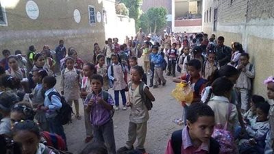 استبعاد مدير مدرسه النصر من منصبه يوقف الدراسه