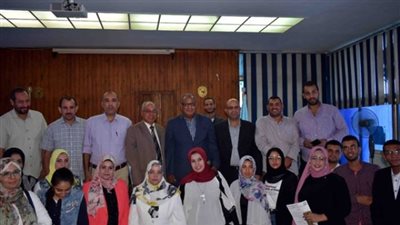 مياه سوهاج تُكرم 291 طالبا جامعيا لاجتيازهم برنامج التدريب الصيفي