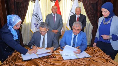 تعرف على كيفية سداد رسوم الخدمات والانشطة بميناء الاسكندرية