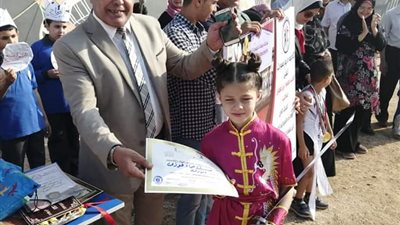 تكريم المتفوقين في انشطة مدرسة دنشواى بالشهداء