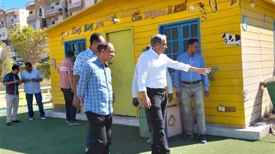 رئيس مدينة الغردقة يتفقد حديقة الفيروز وممشى النصر ضمن جولة ميدانية