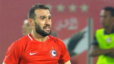 الأهلى يحسم موقفه من رحيل عمر كمال إلى سيراميكا كليوباترا