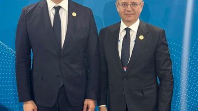 وزير البترول يبحث مع نظيره الأذربيجاني فرص الاستثمار وتنمية الحقول